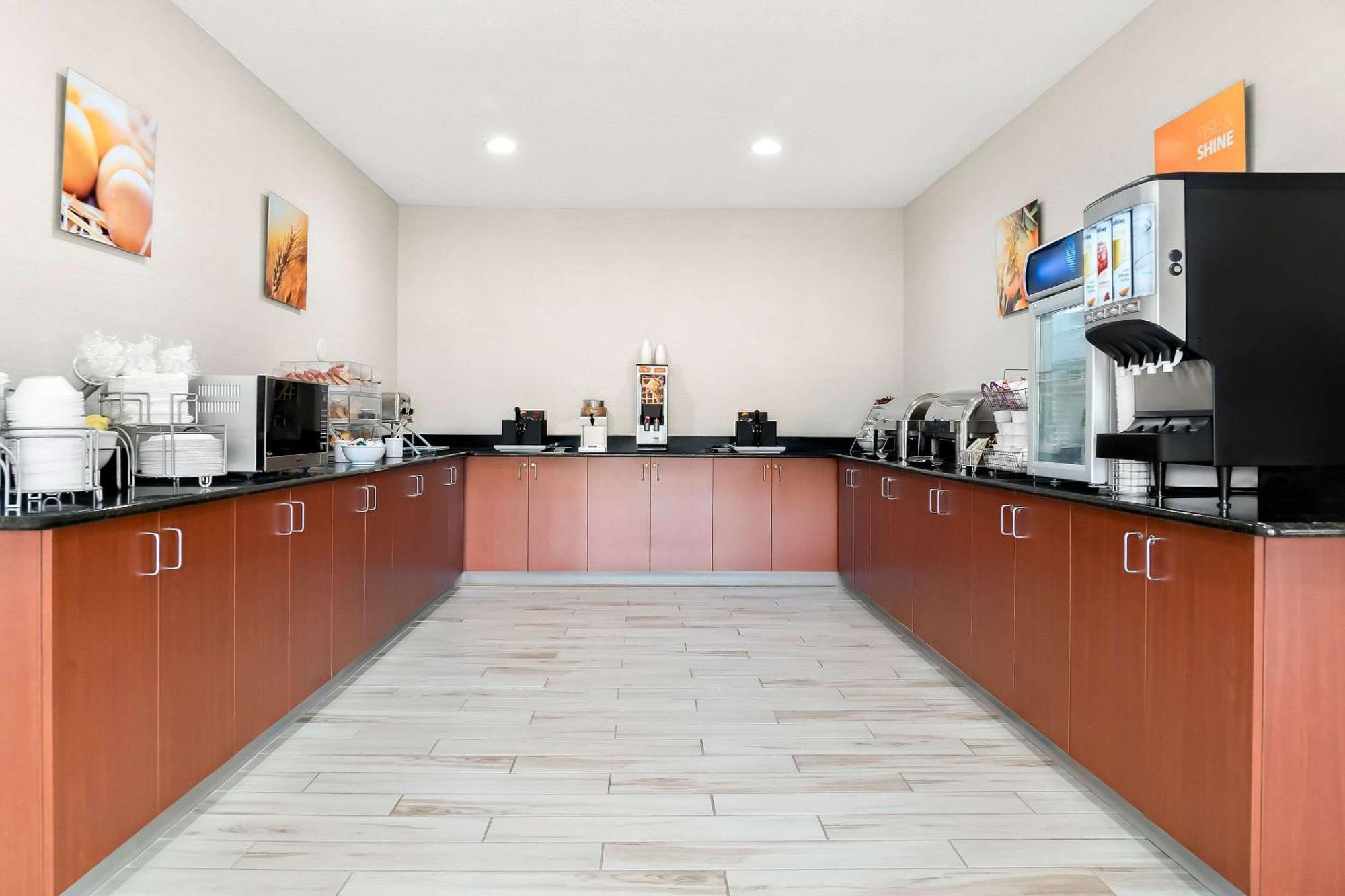 Comfort Suites Southfield-Detroit Esterno foto